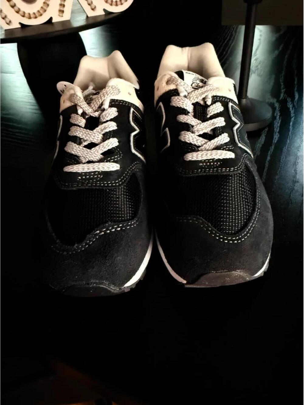 New Balance 574 Core Black White Sneakers Kids 4 Wide Women’s 5.5 - Picture 5 of 7